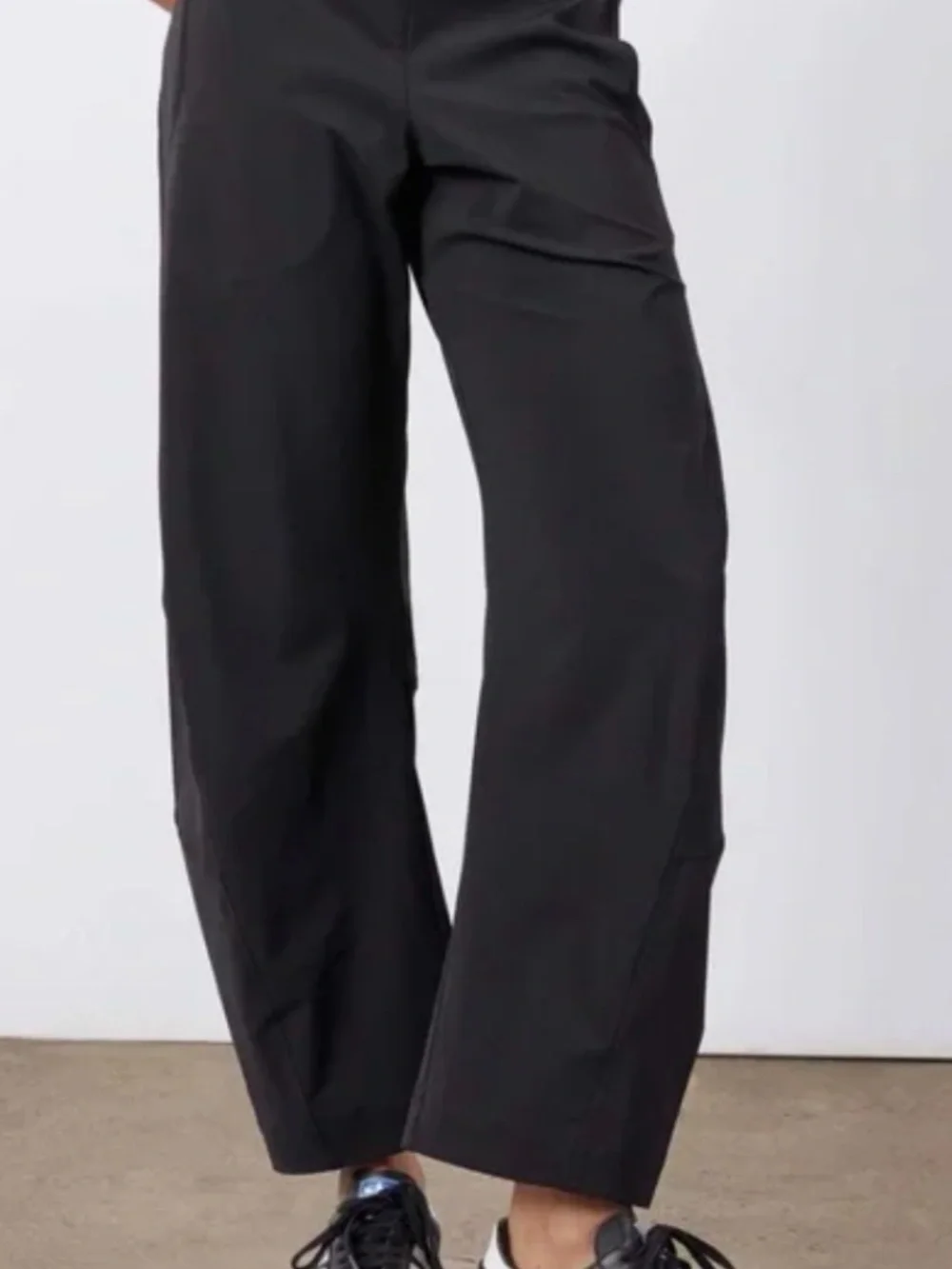 RUTI THE PETITE ON THE LOOSE WORK PANTS- Black 12 Petite - Picture 3 of 4